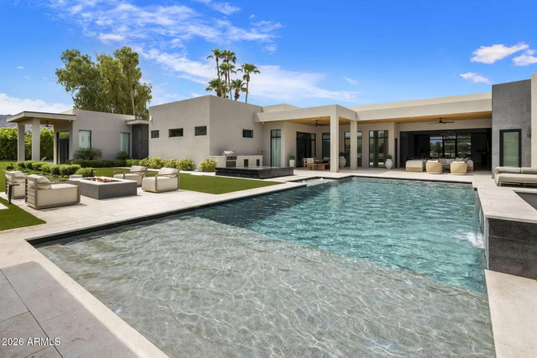 Real Estate Picture 30
