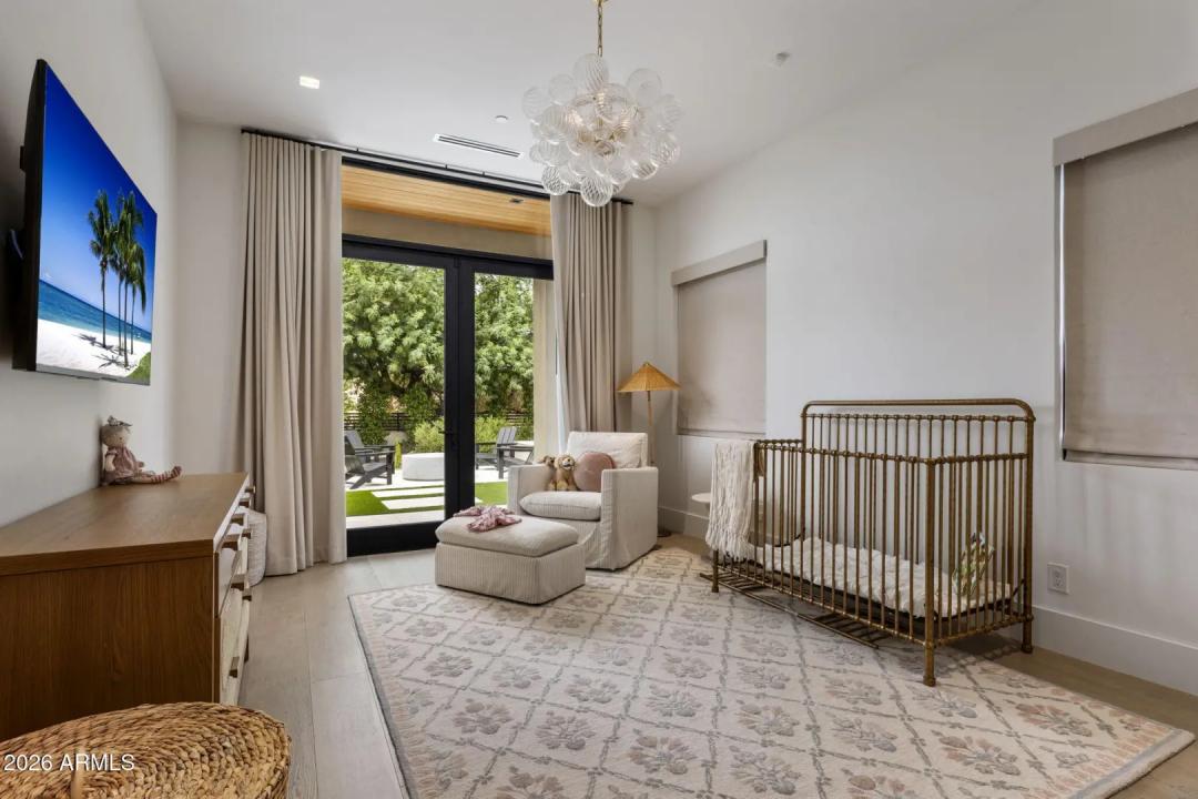 Real Estate Picture 29