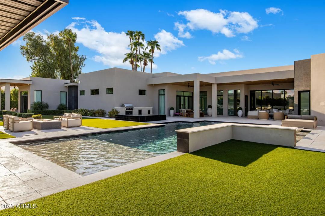 Real Estate Picture 32