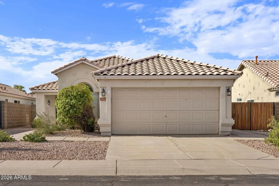 Real Estate Picture 3