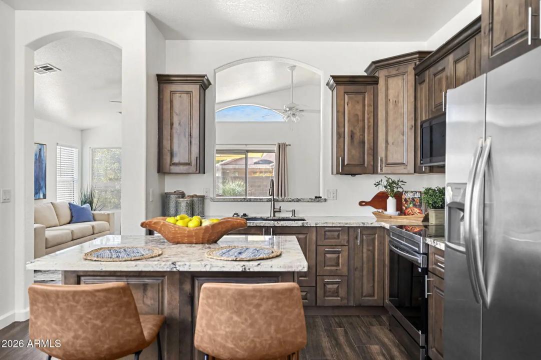 Real Estate Picture 13