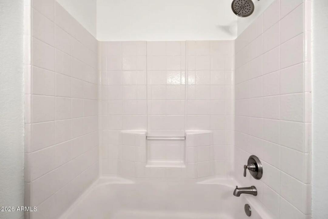 Real Estate Picture 27