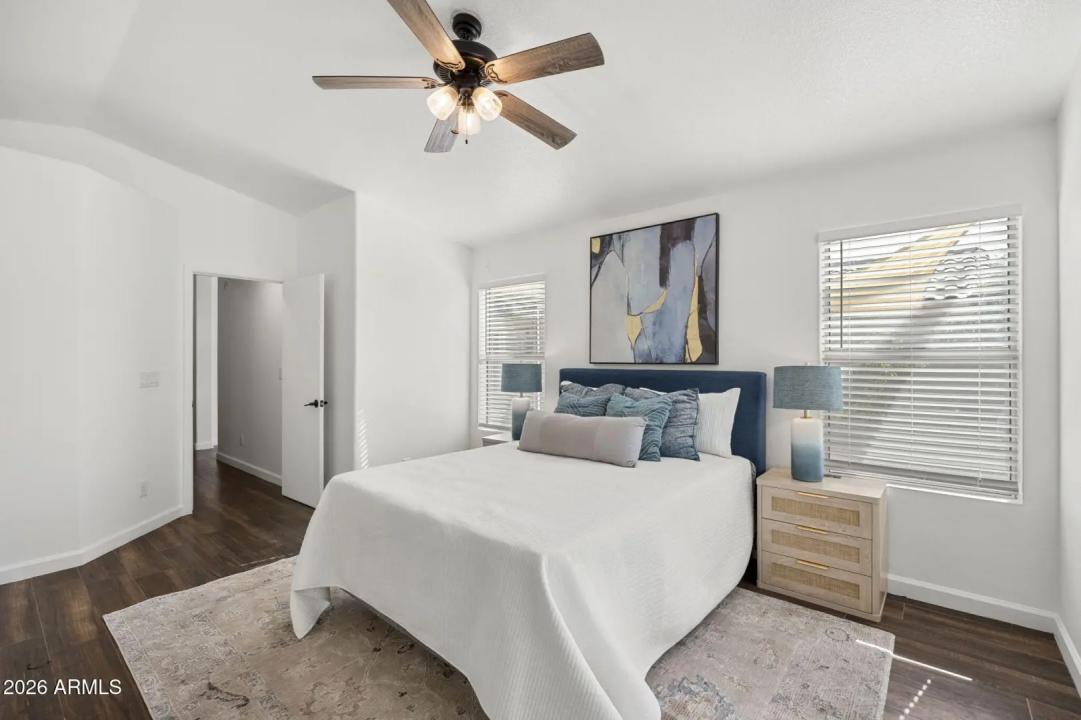 Real Estate Picture 19