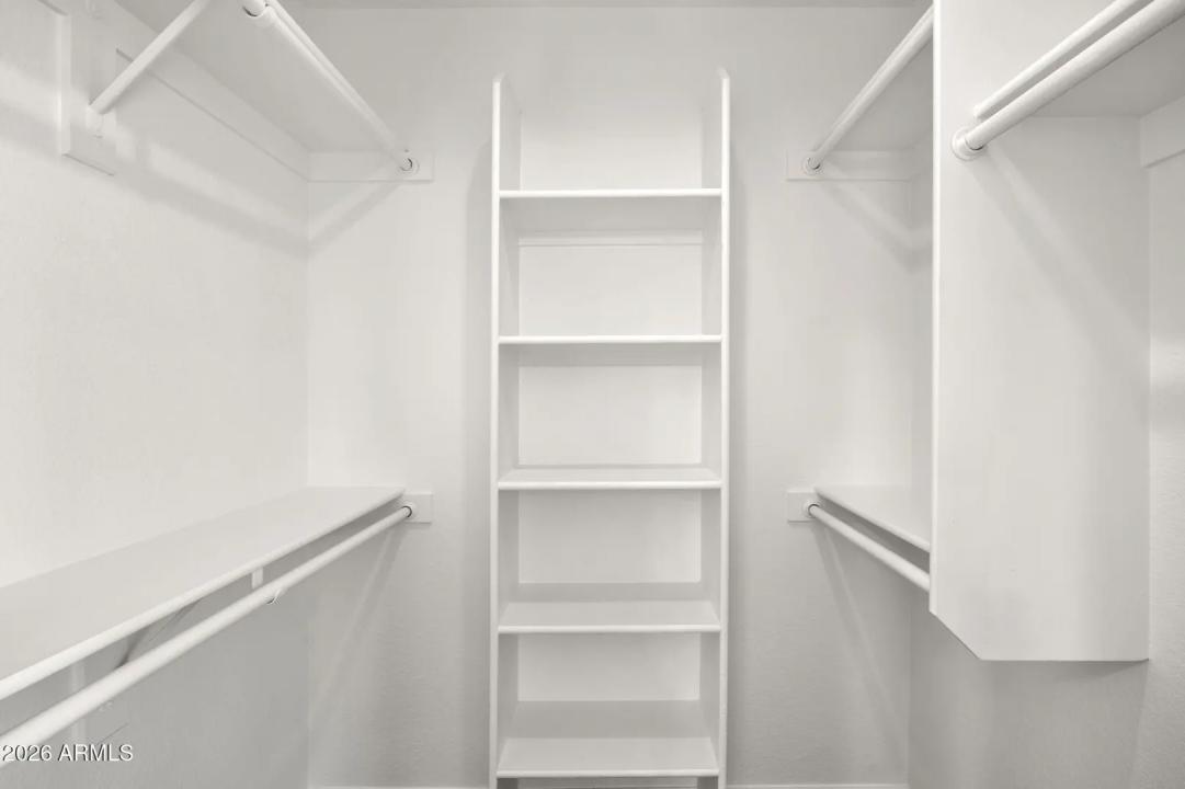 Real Estate Picture 23