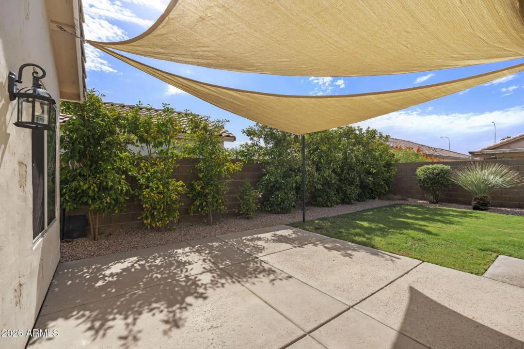 Real Estate Picture 32