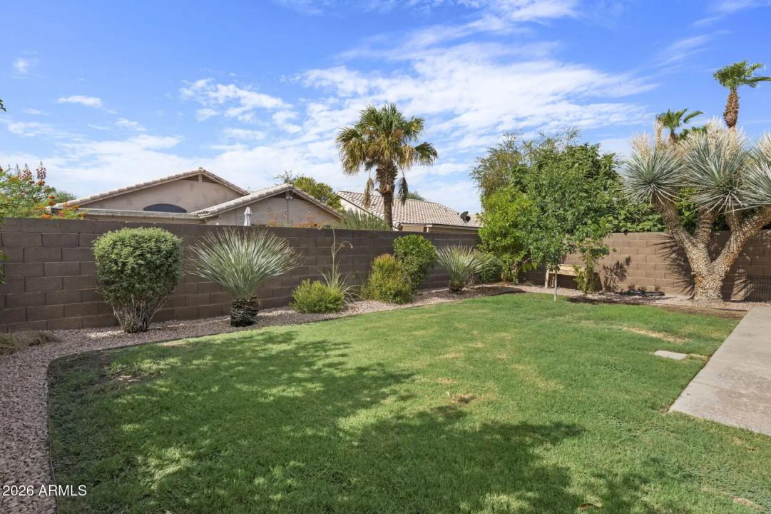 Real Estate Picture 36