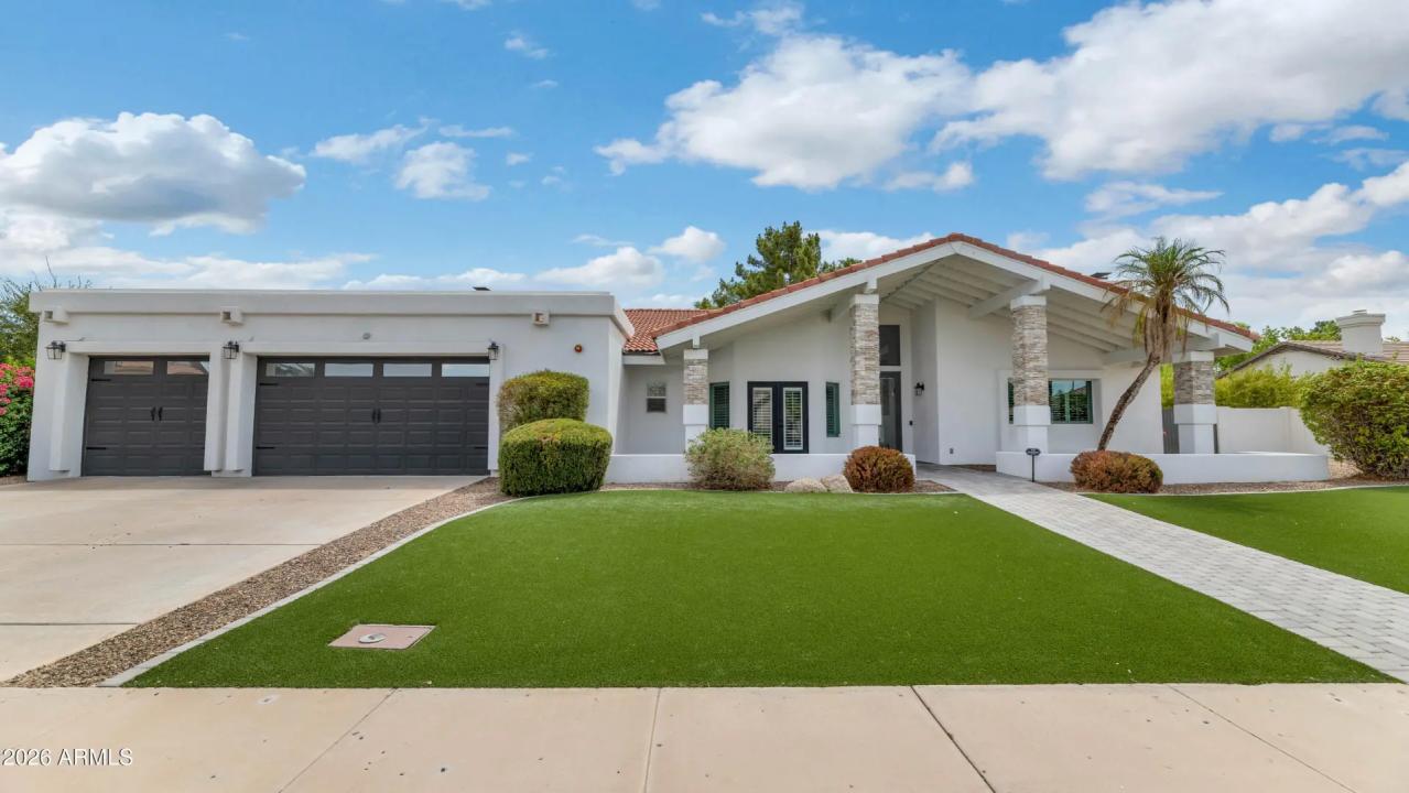 Real Estate Picture 1