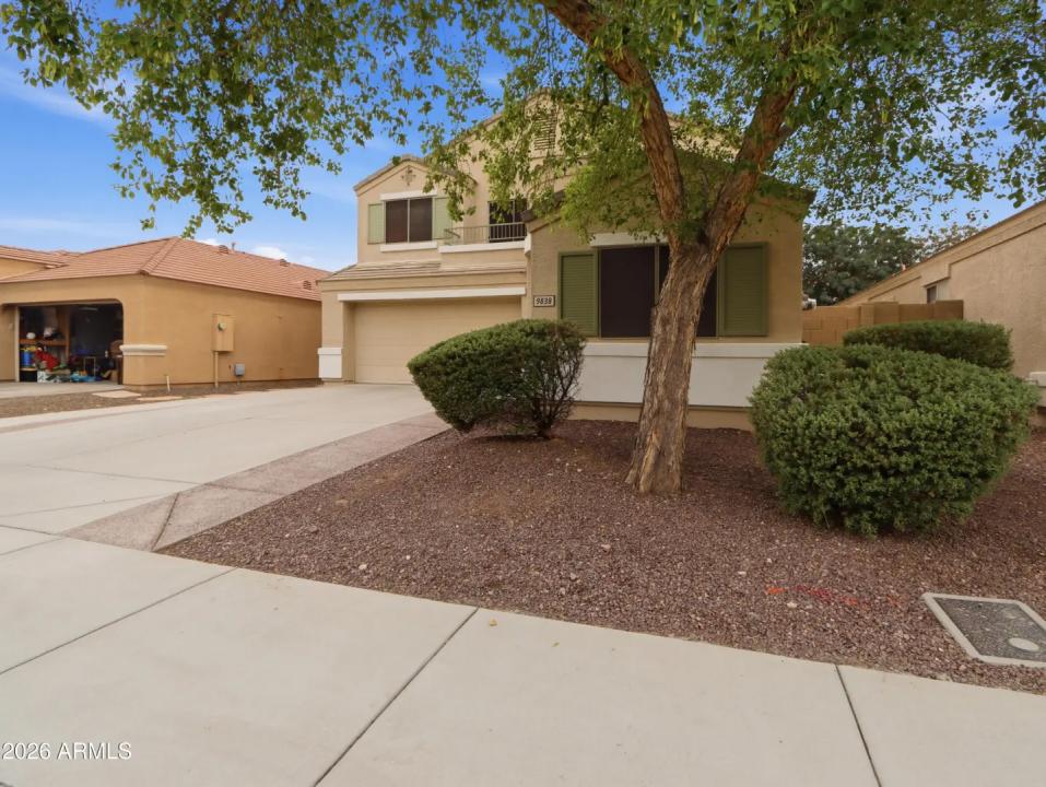 Real Estate Picture 3