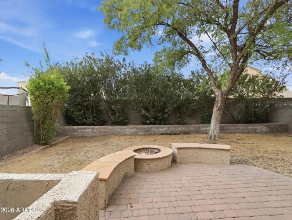 Real Estate Picture 32