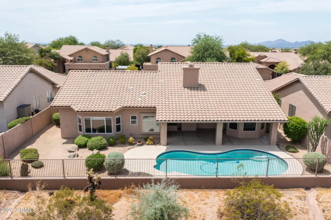 Real Estate Picture 5