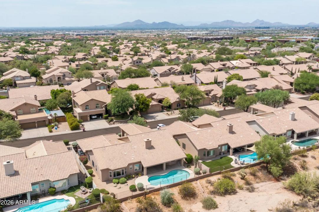 Real Estate Picture 35