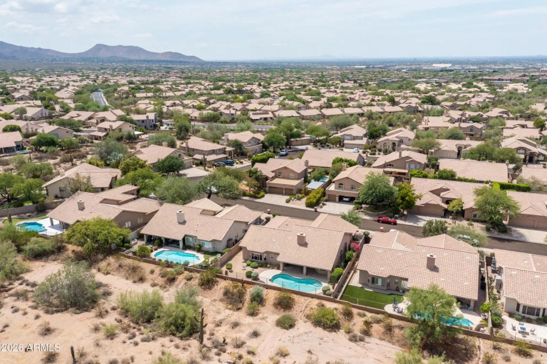 Real Estate Picture 36