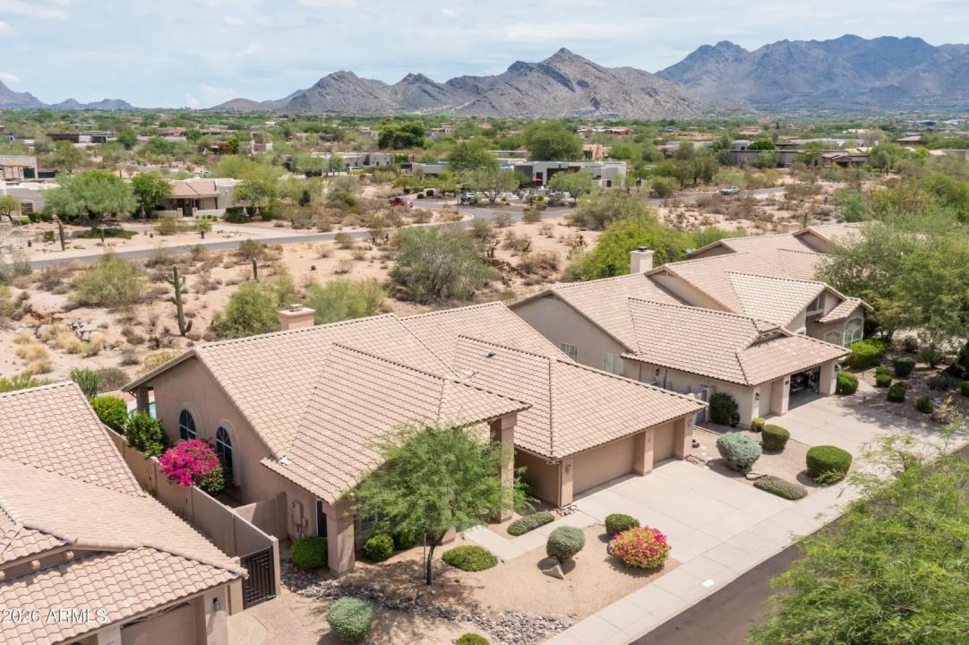 Real Estate Picture 1