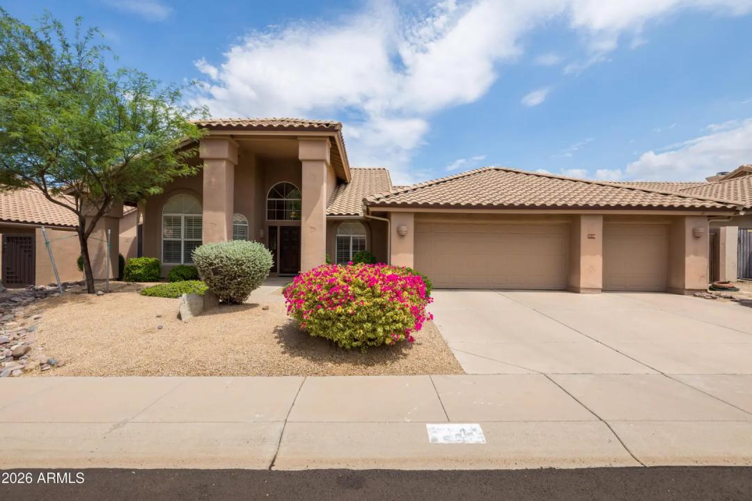 Real Estate Picture 3
