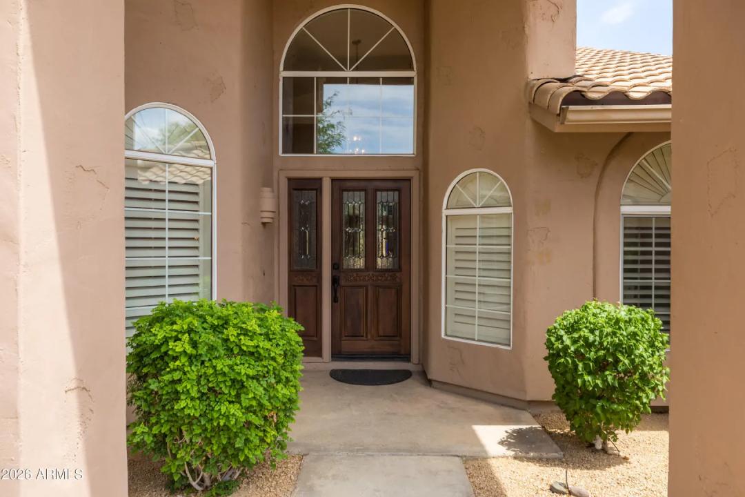 Real Estate Picture 4