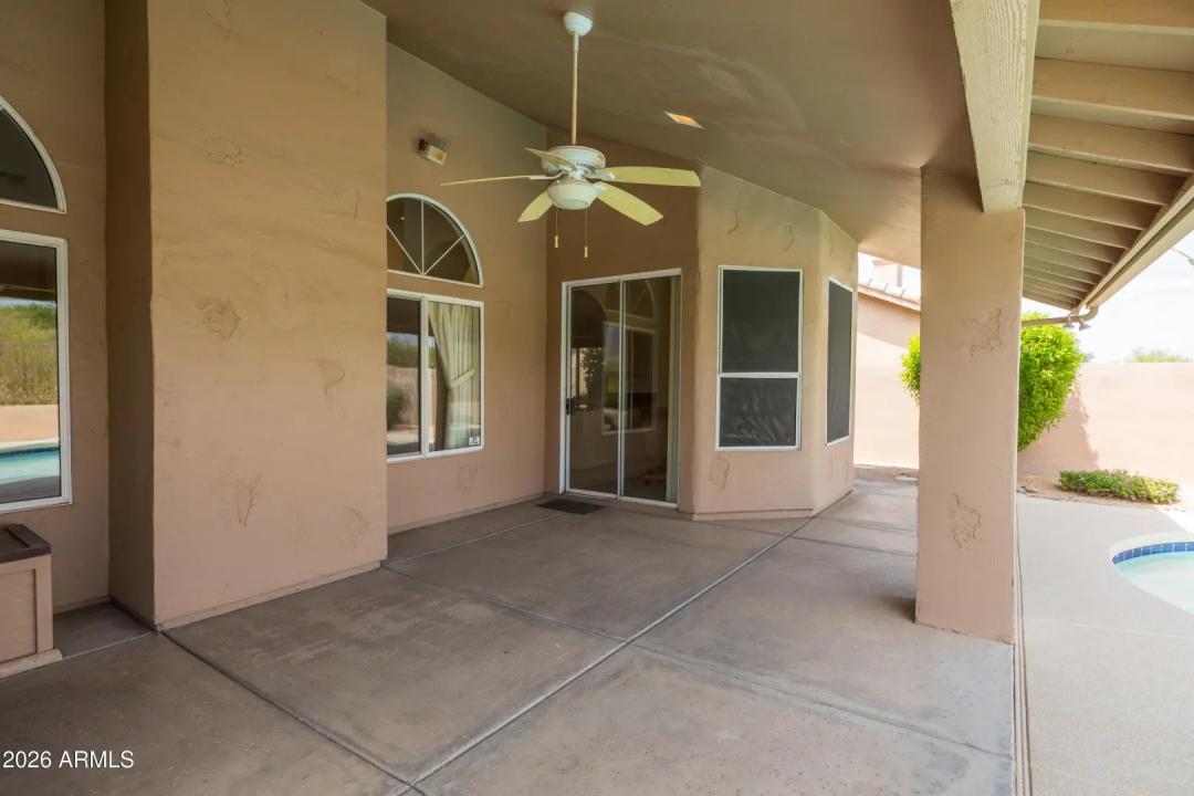 Real Estate Picture 9