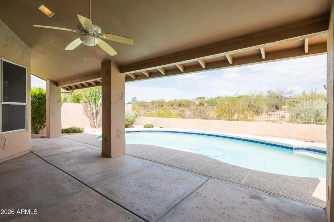 Real Estate Picture 10