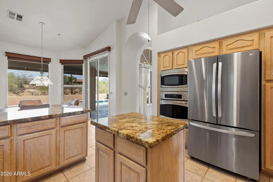 Real Estate Picture 16