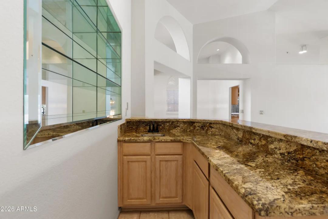 Real Estate Picture 22