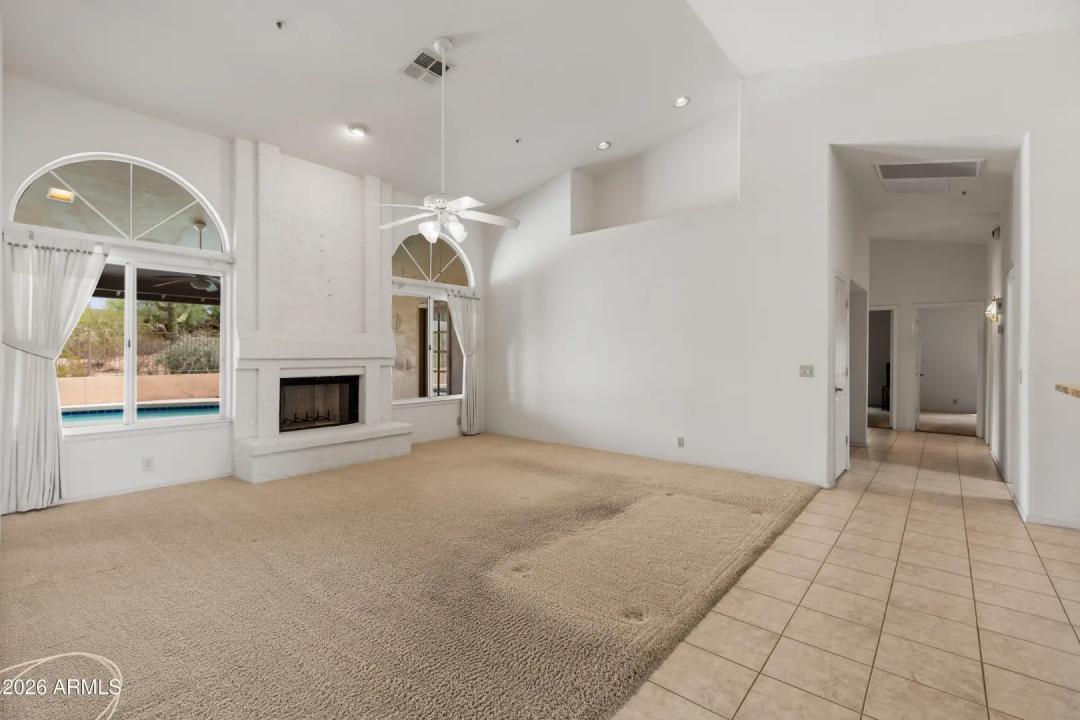 Real Estate Picture 23