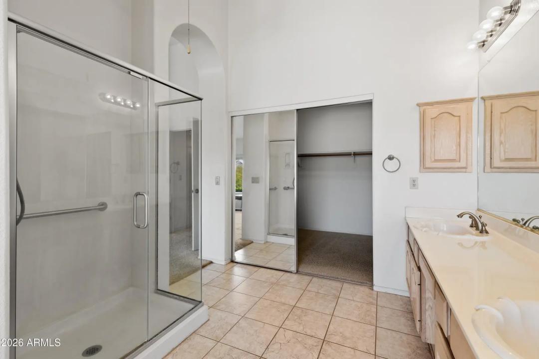 Real Estate Picture 26