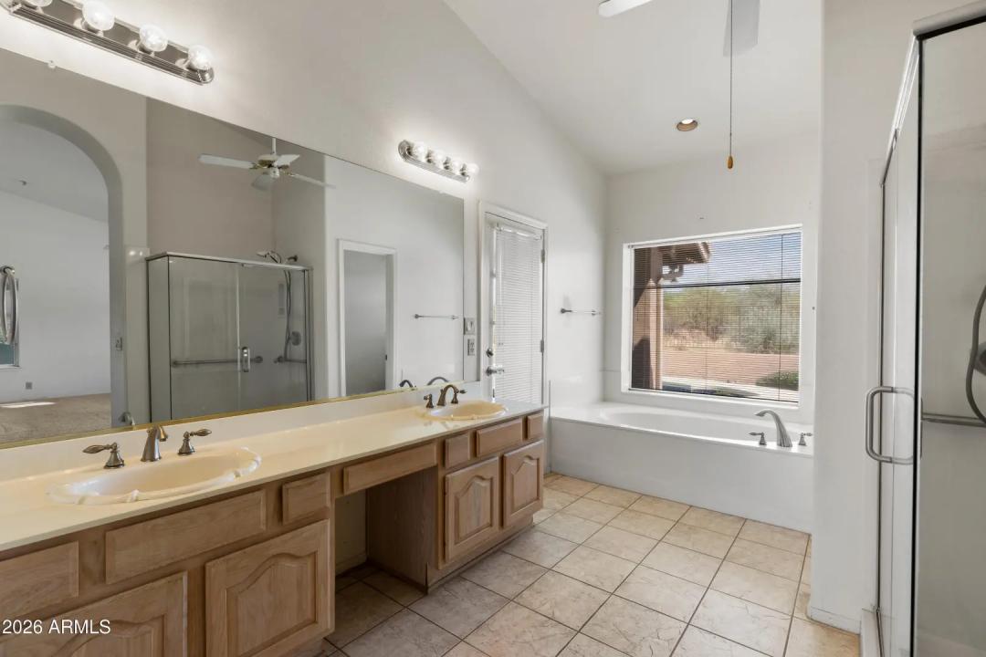 Real Estate Picture 27