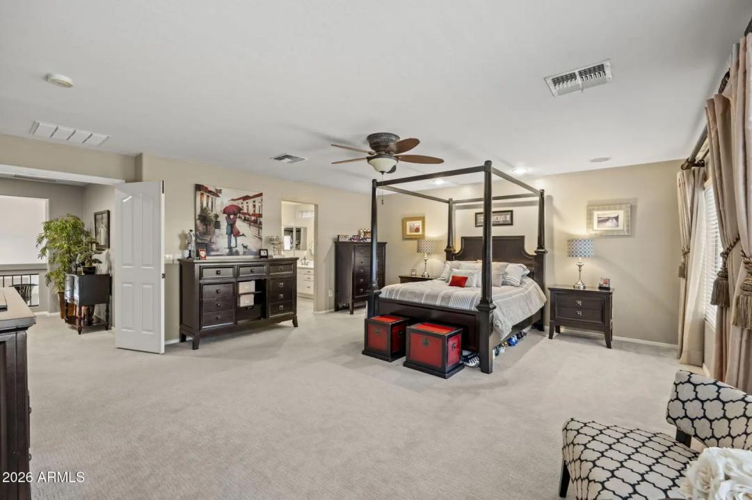 Real Estate Picture 42