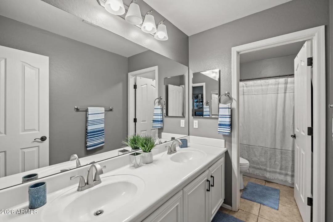 Real Estate Picture 52