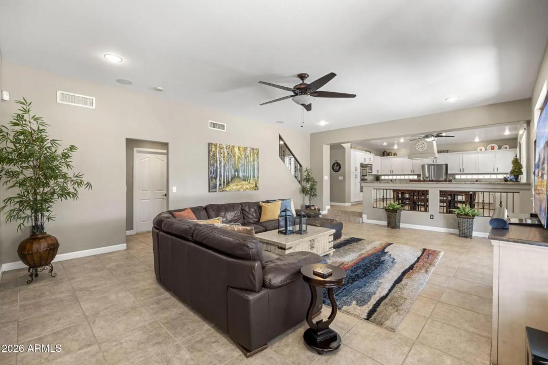 Real Estate Picture 28