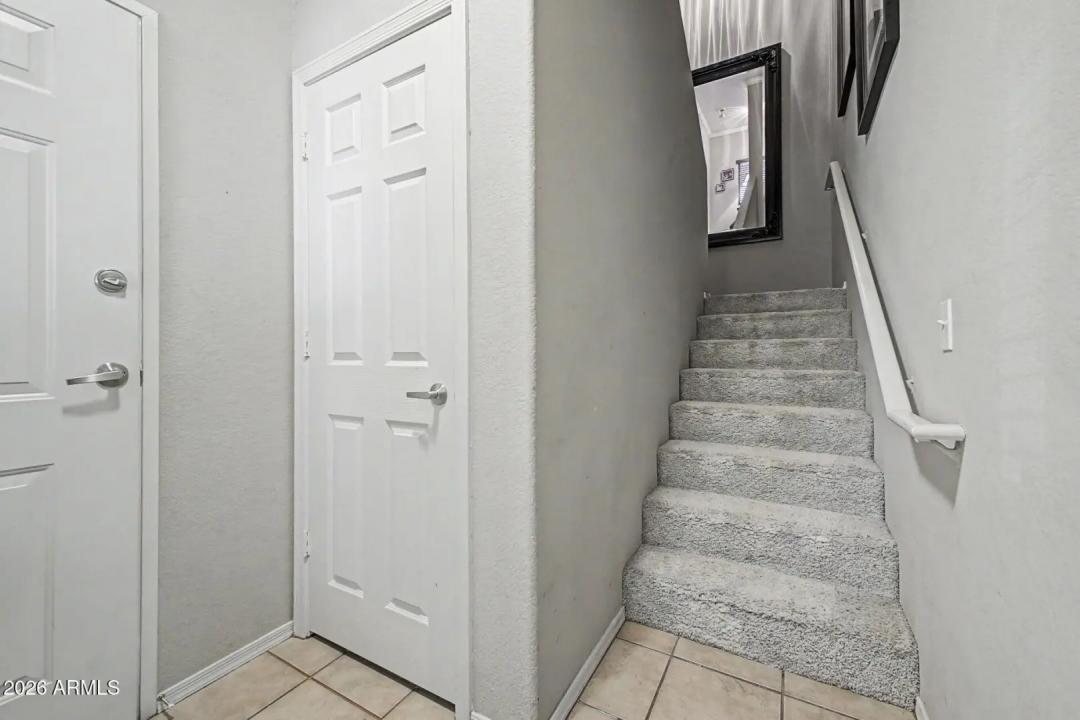 Real Estate Picture 5