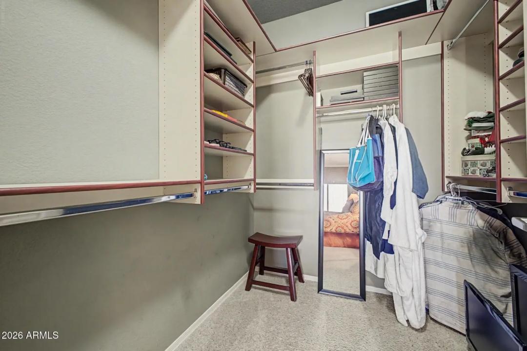 Real Estate Picture 17