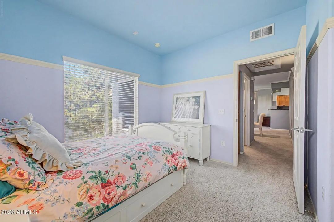 Real Estate Picture 19