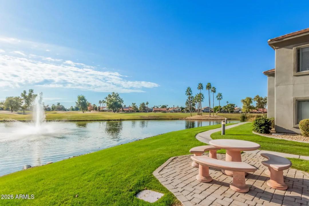 Real Estate Picture 30