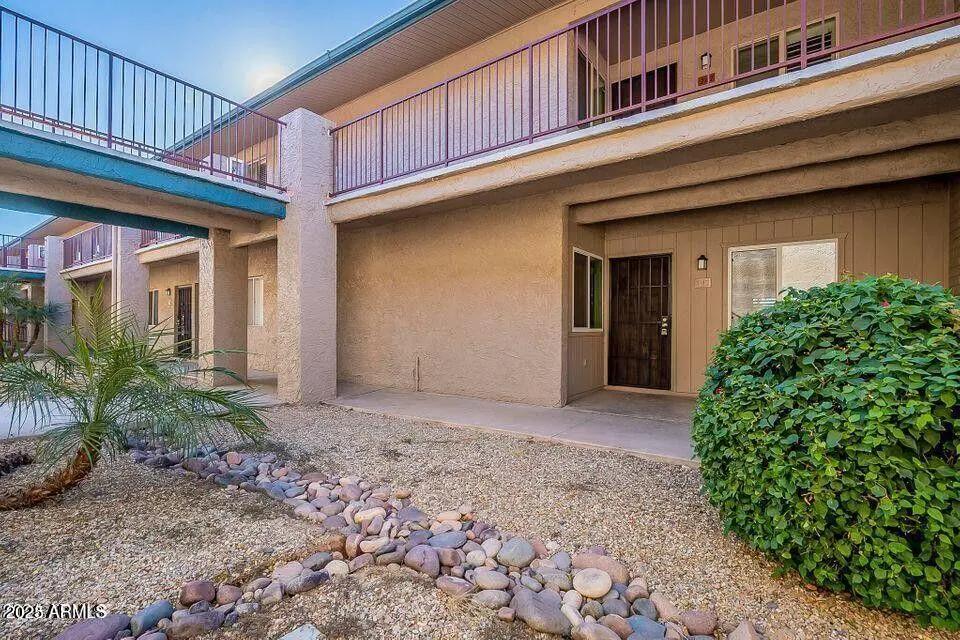 Real Estate Picture 1