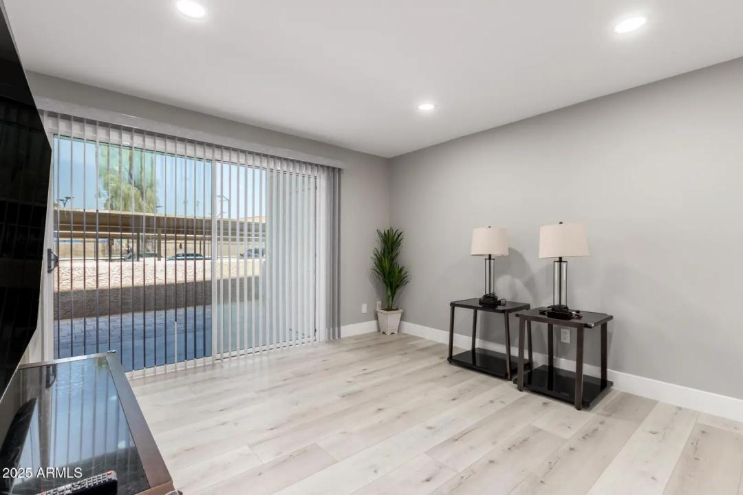 Real Estate Picture 6