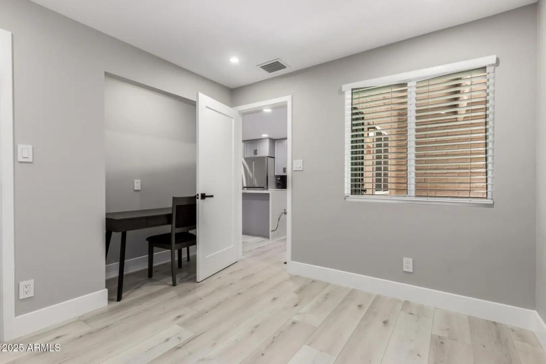 Real Estate Picture 20