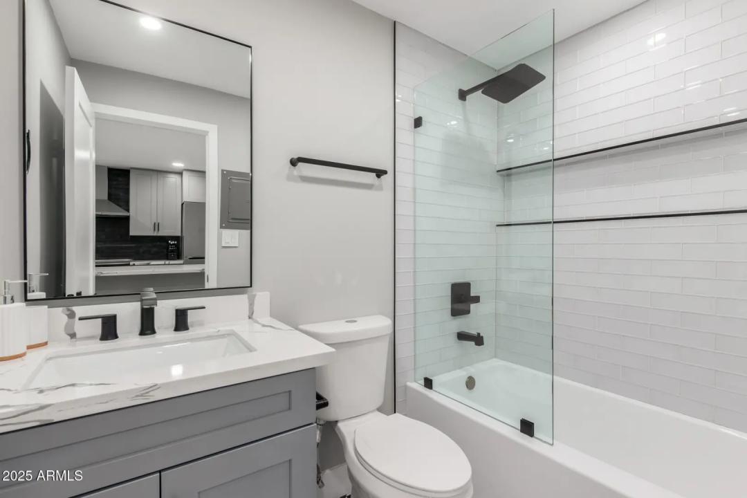 Real Estate Picture 21
