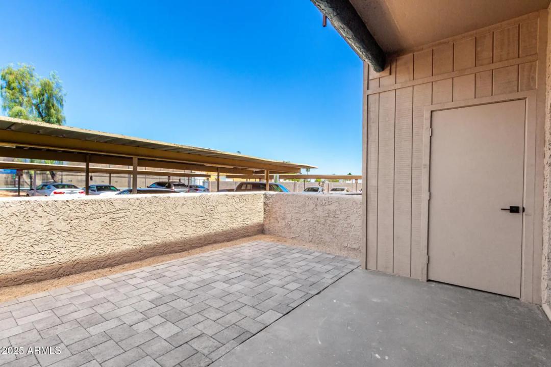 Real Estate Picture 23