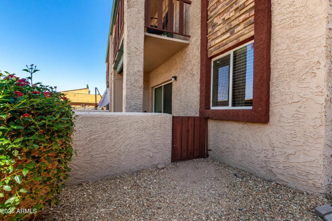 Real Estate Picture 25