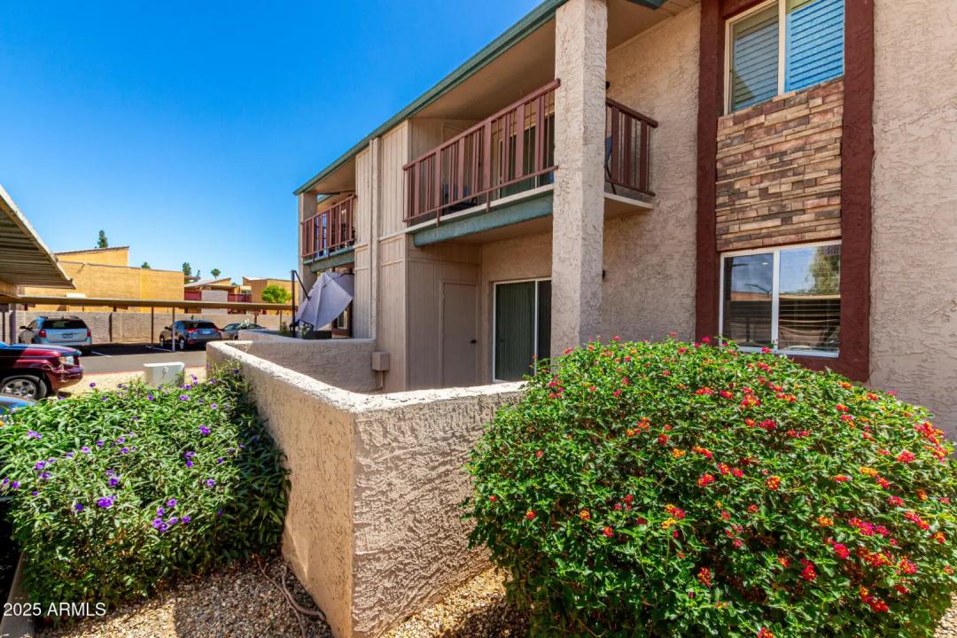 Real Estate Picture 26