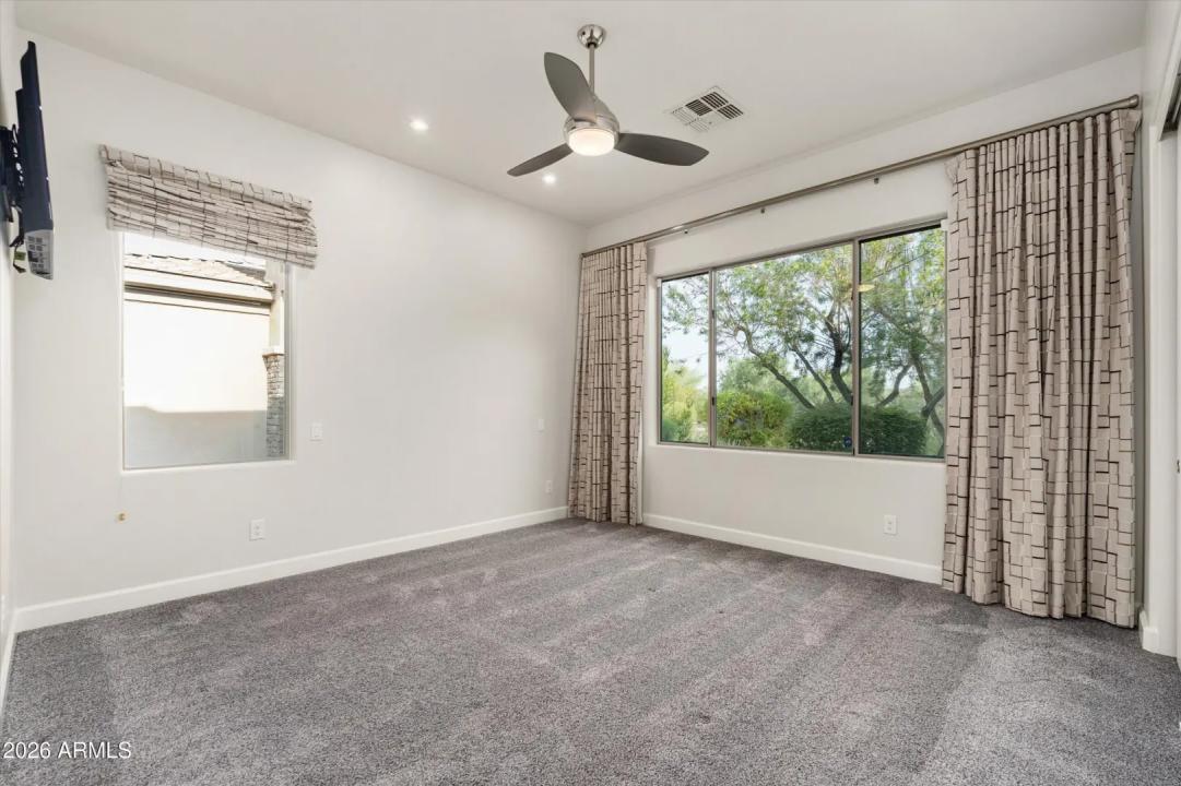 Real Estate Picture 28