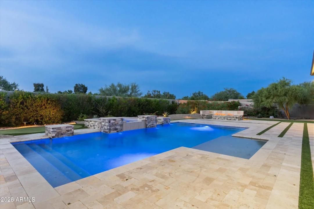 Real Estate Picture 35