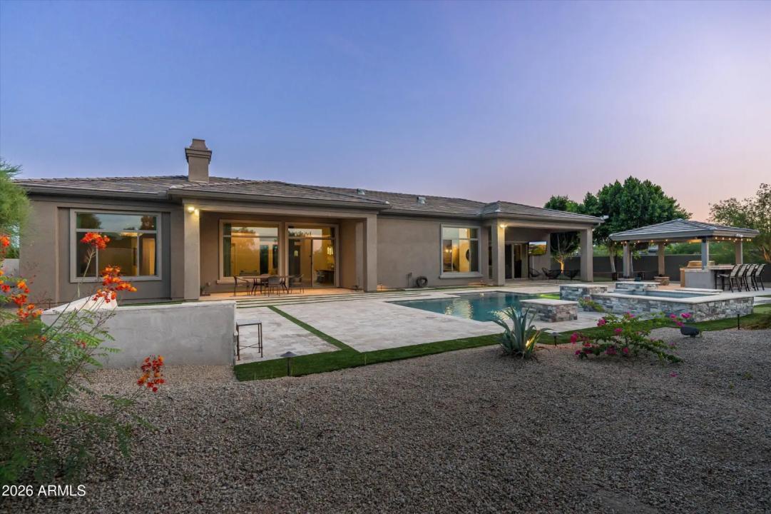 Real Estate Picture 34