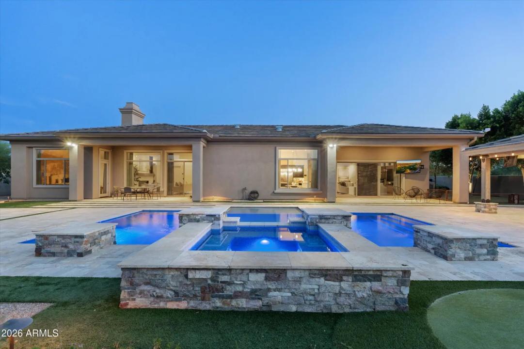 Real Estate Picture 2