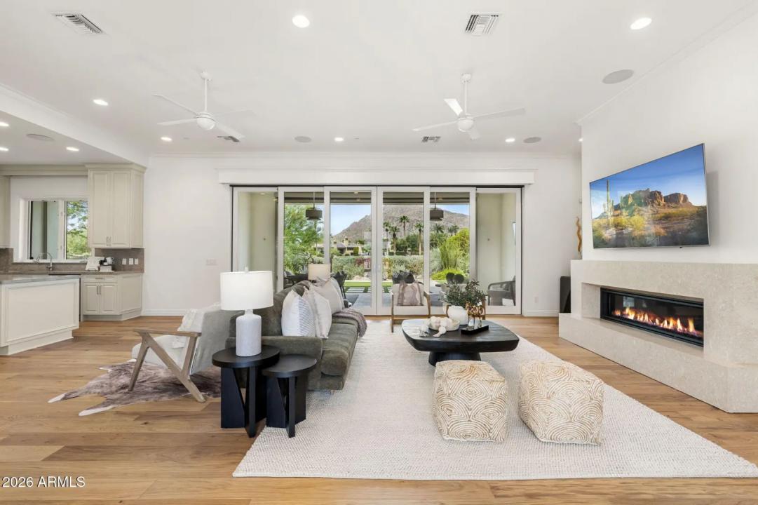 Real Estate Picture 9