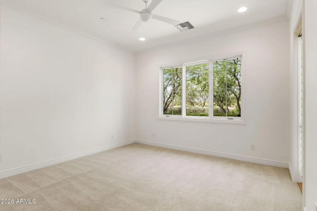 Real Estate Picture 19