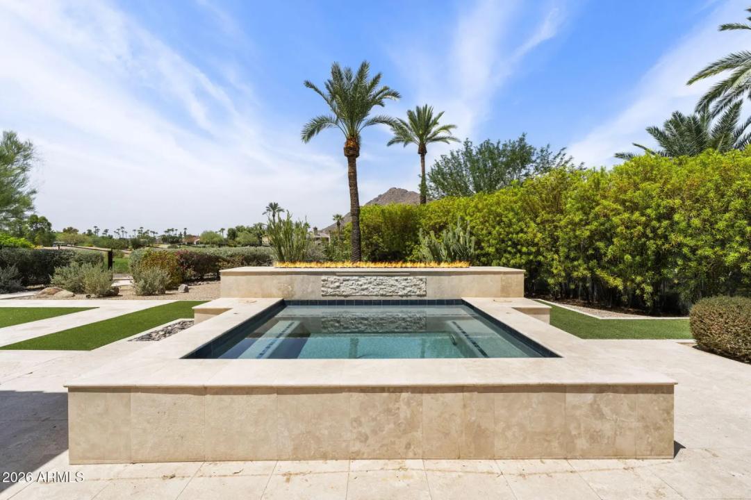 Real Estate Picture 26