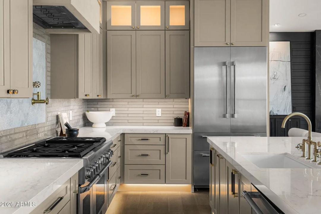 Real Estate Picture 7