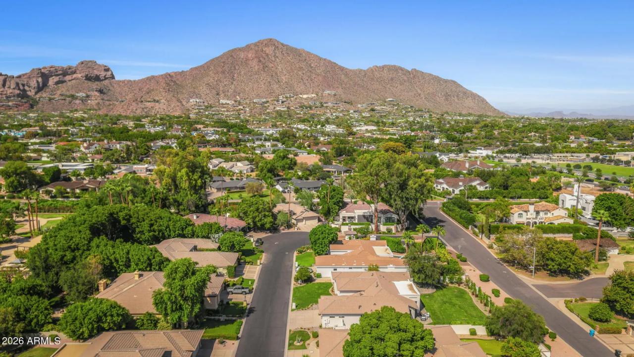 Real Estate Picture 28