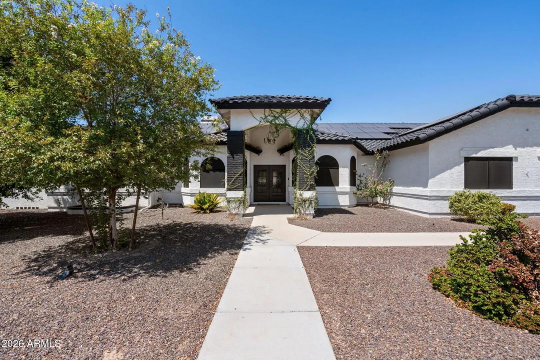 Real Estate Picture 1